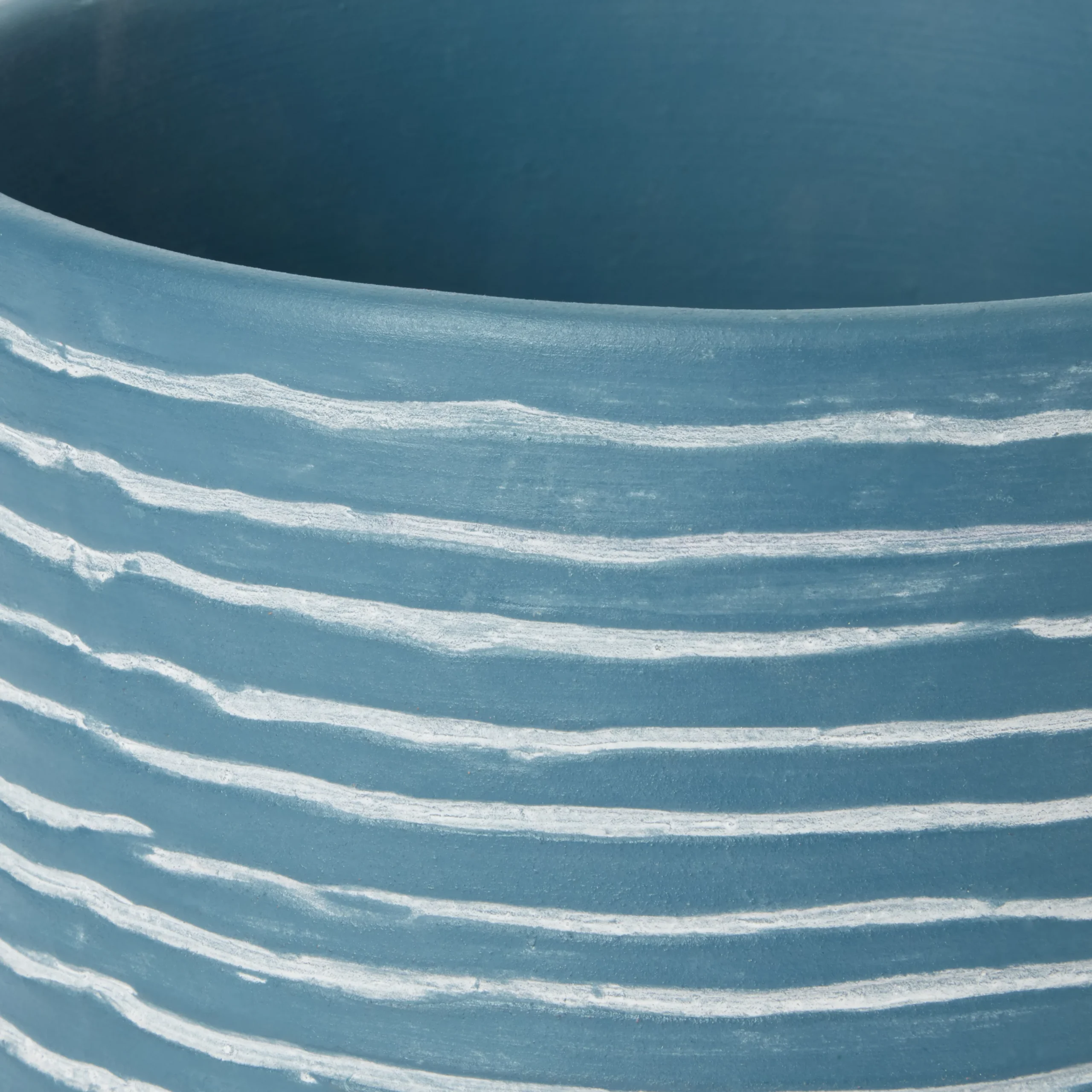 Blue Coral Clay Striped Round Plant Pot (Dia)20cm - Image 2