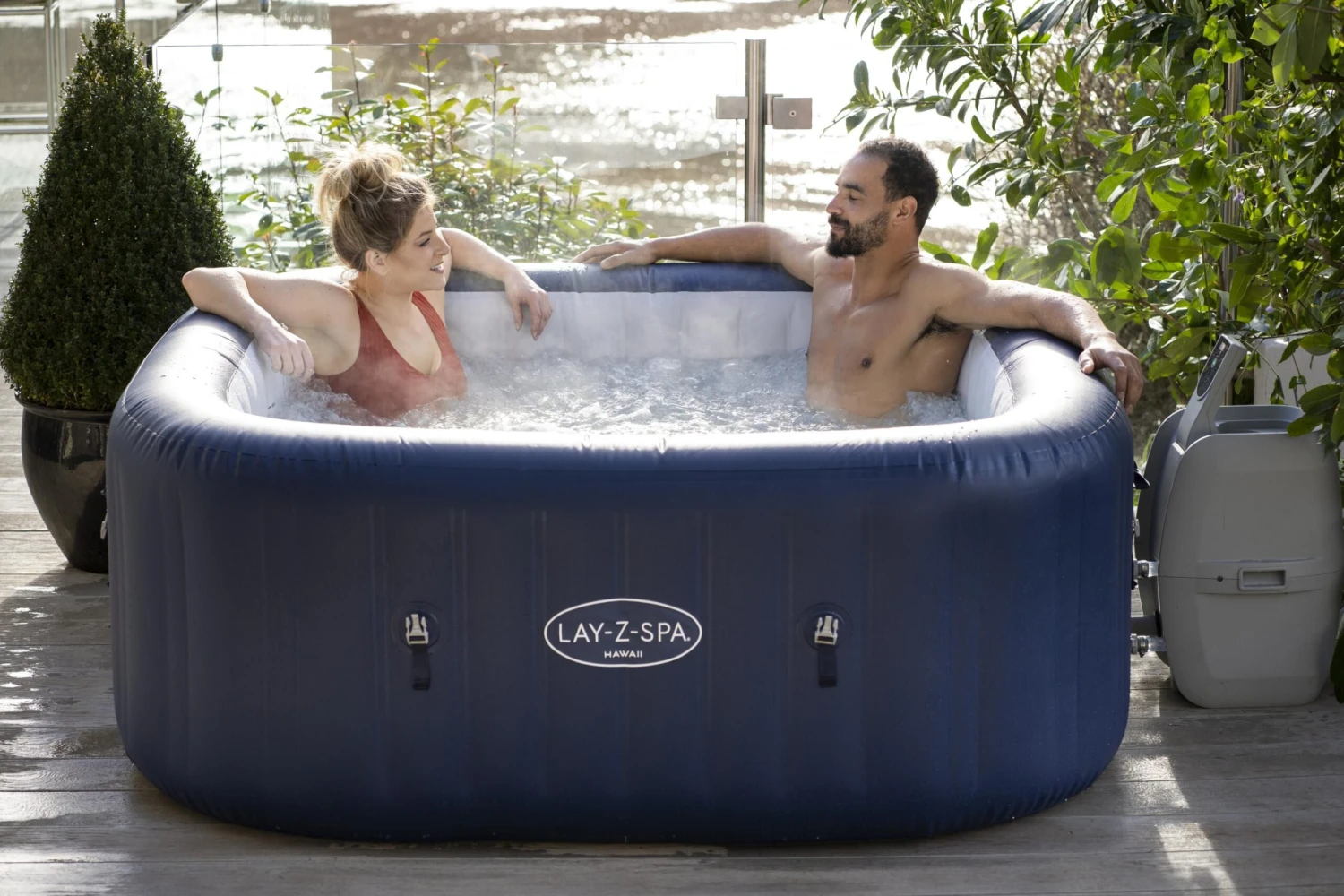 Lay-Z-Spa Hawaii Airjet 6 Person Inflatable Hot Tub - Image 8