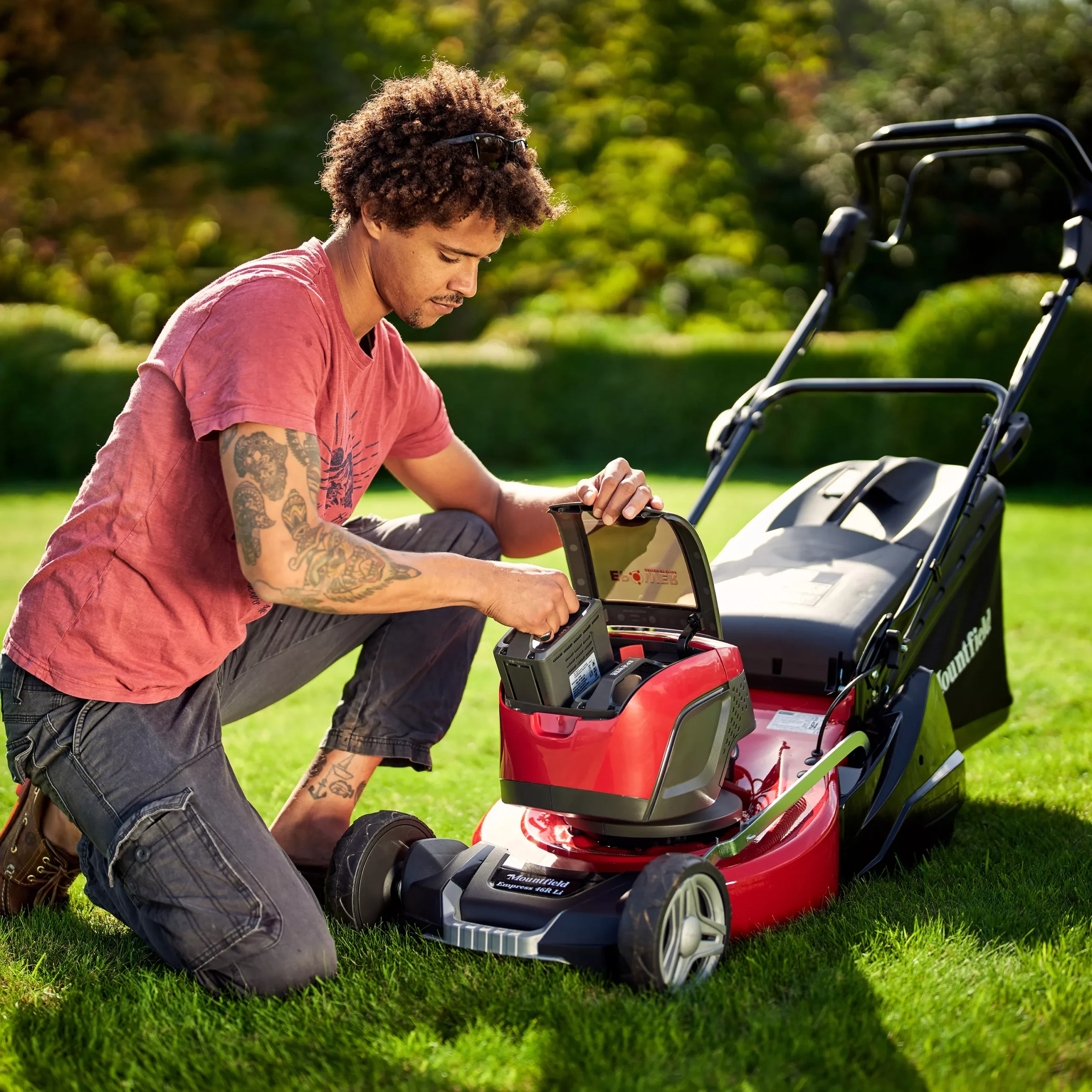 Mountfield Freedom500 Range Empress 46 R Li Kit / 299489073/M22 Cordless 48V Rotary Lawnmower - Image 10