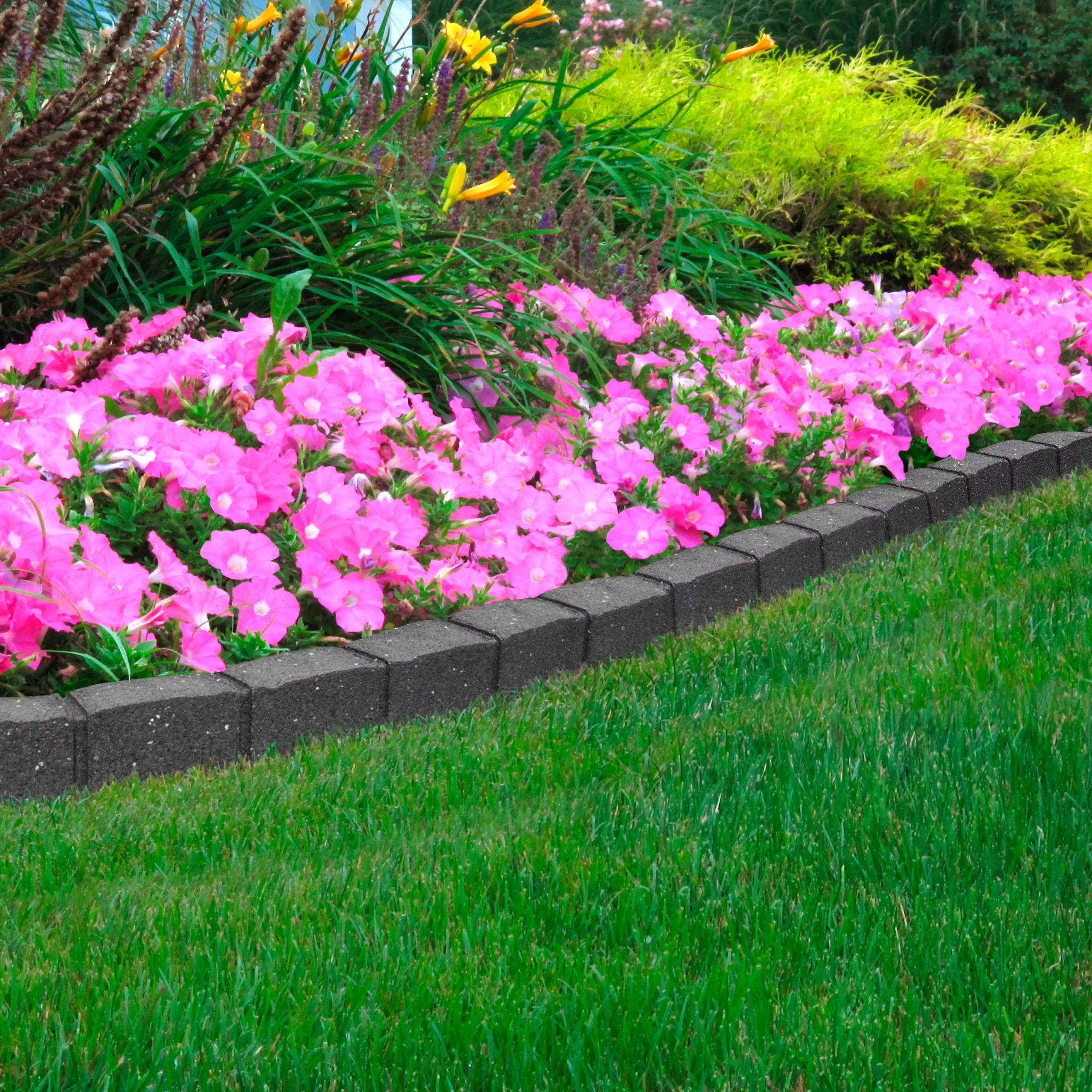 Primeur Grey Rubber Roman Stone Edging Roll (H)8.8cm (L)1.2m - Image 4