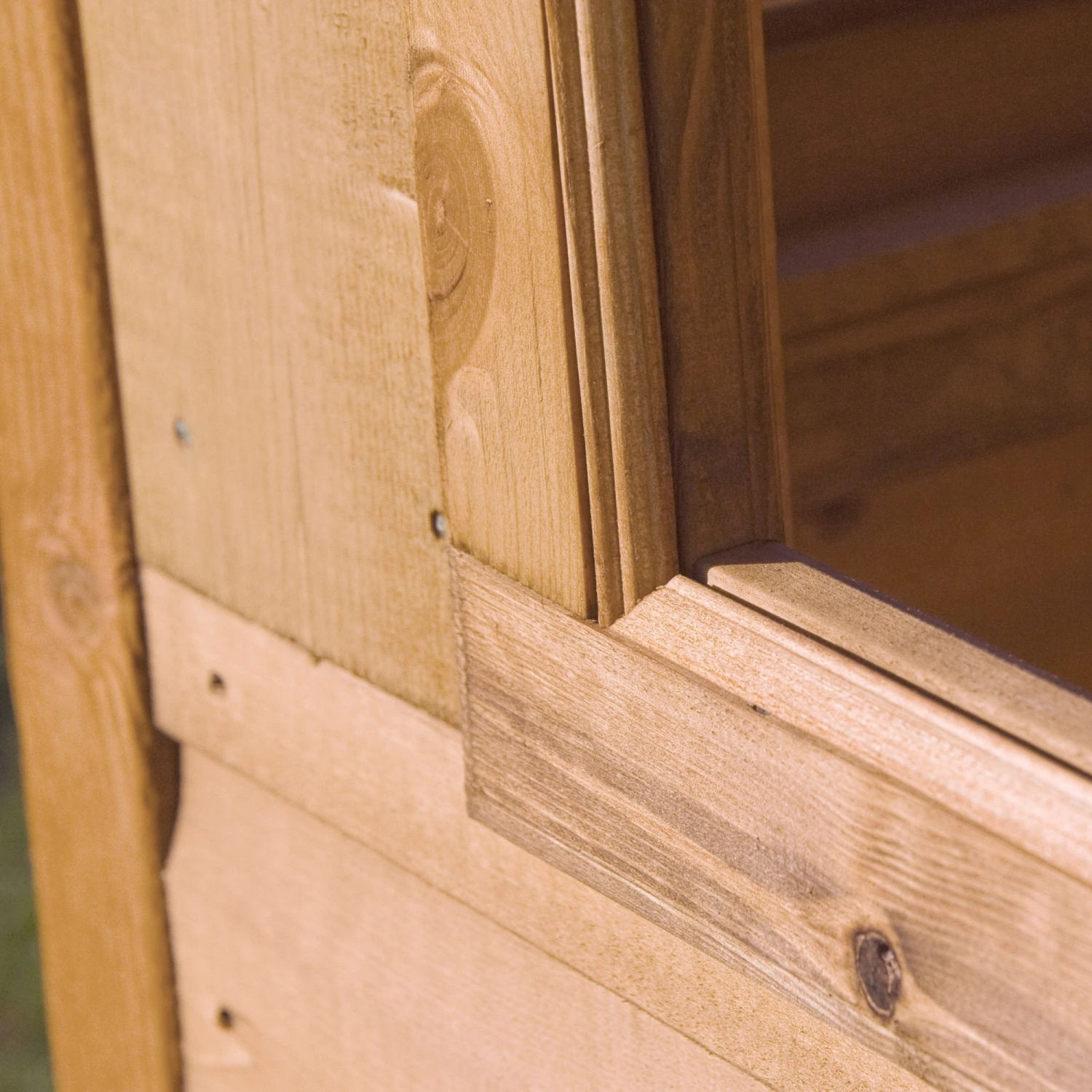 Shire 6x4 Pent Dip Treated Shiplap Wooden Shed With Floor - Image 6