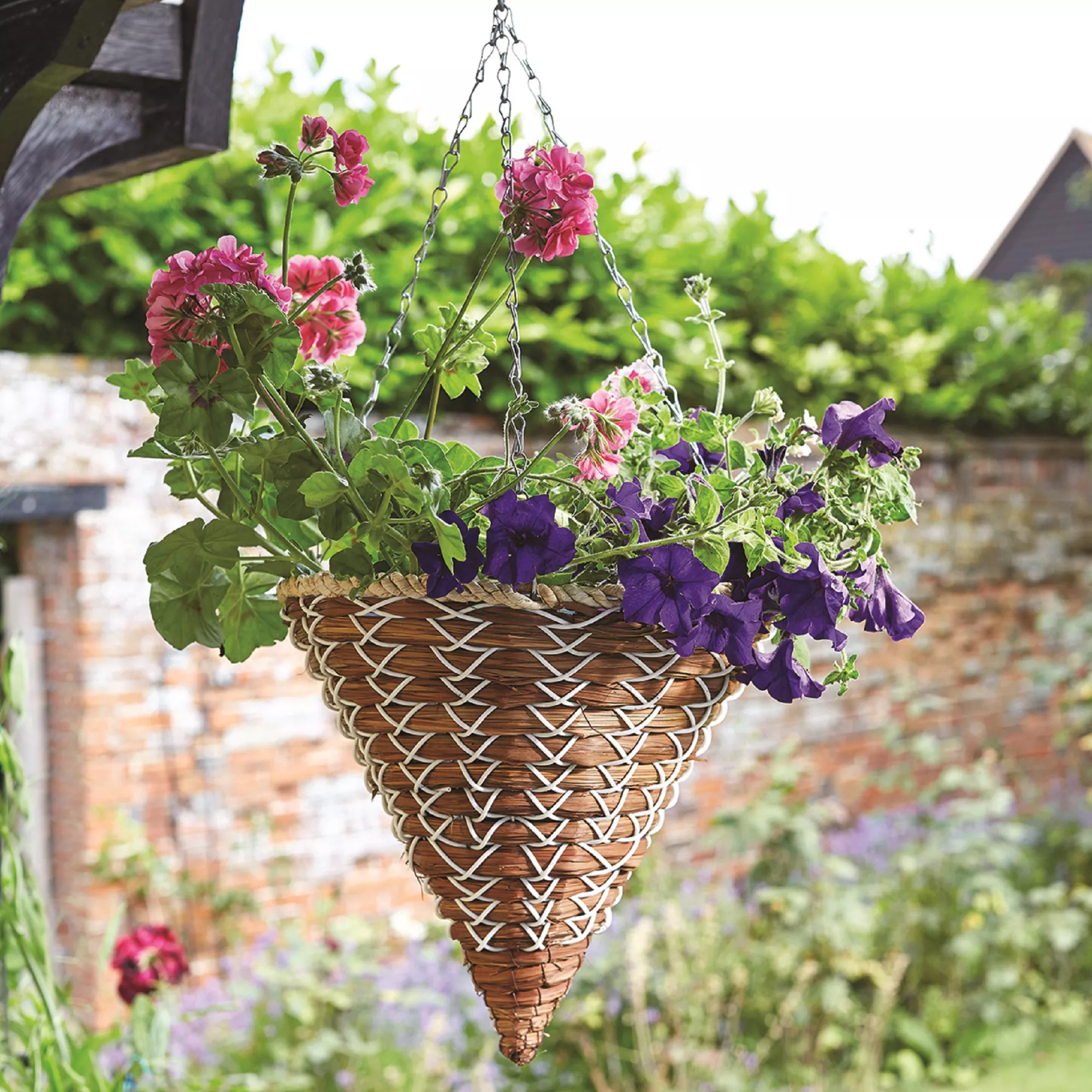 Smart Garden Country Braid Natural Cone Hanging Basket, 35cm - Image 2