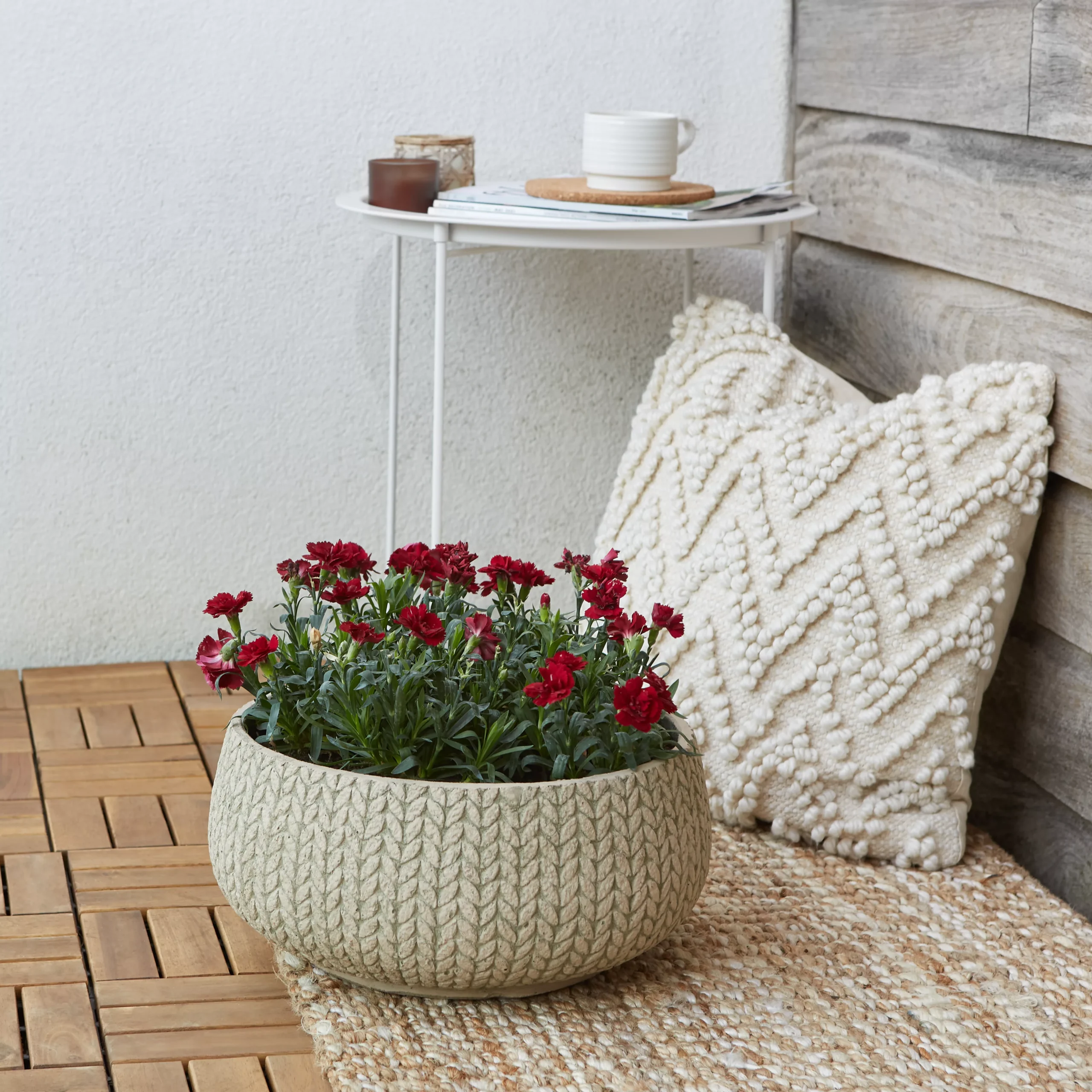 Verve Kulun Beige Knitted Effect Fibreclay Circular Plant Pot (Dia)37cm - Image 3