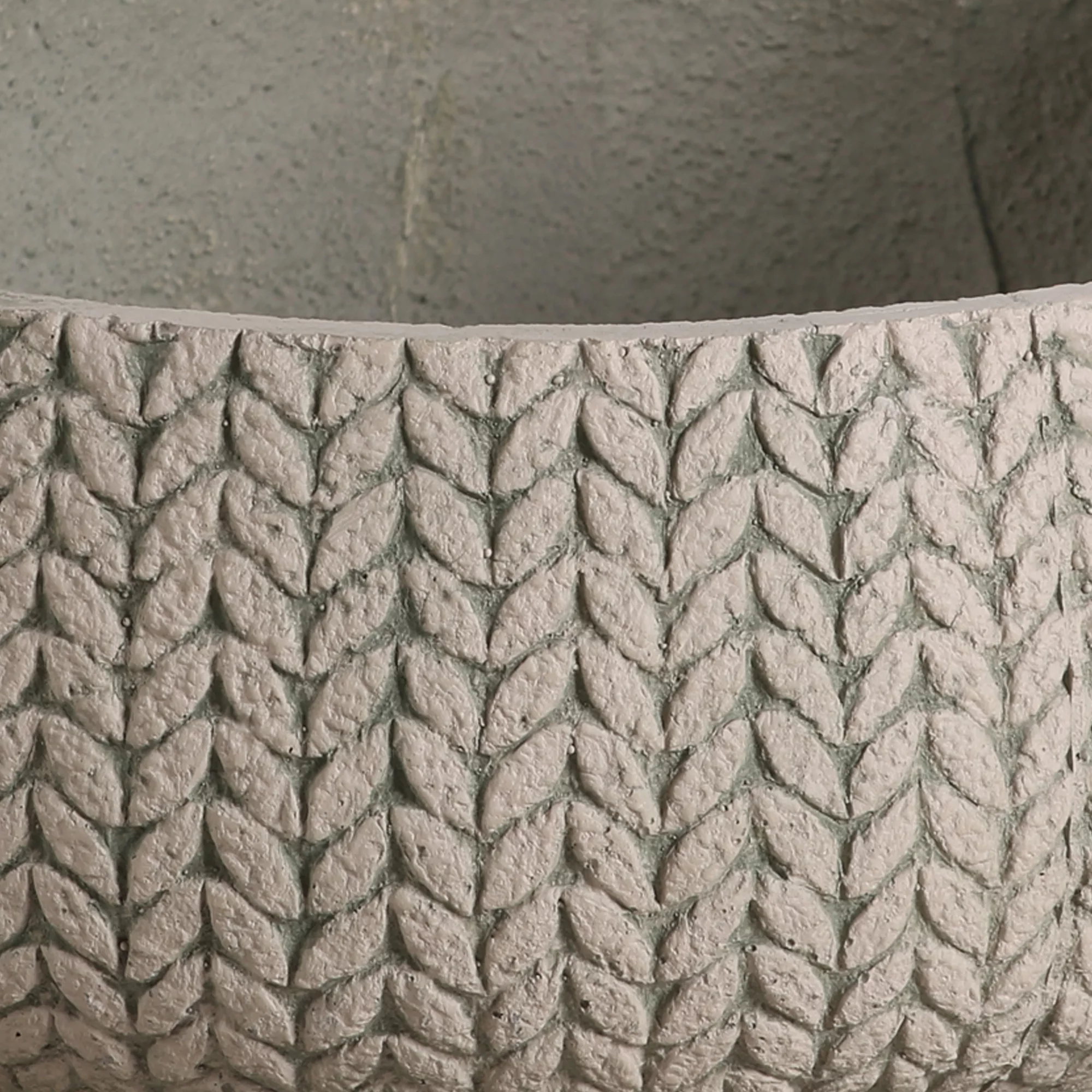 Verve Kulun Beige Knitted Effect Fibreclay Circular Plant Pot (Dia)37cm - Image 2